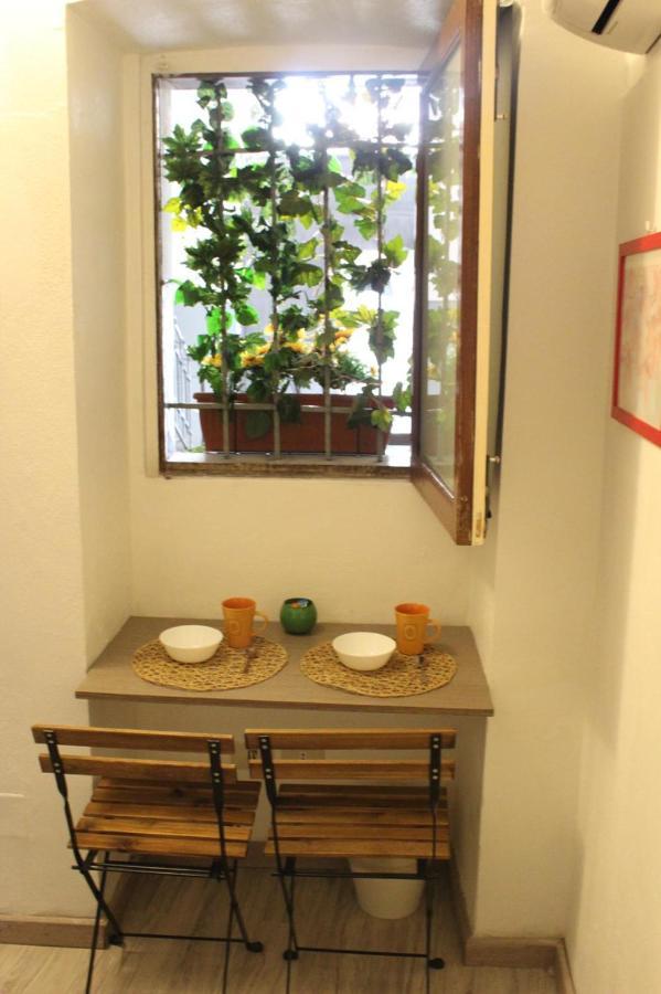 Little Sicily Apartment Катания Екстериор снимка